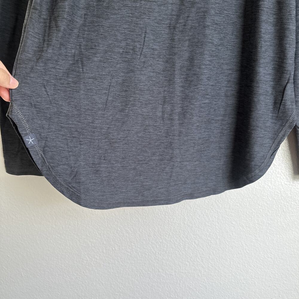 Barefoot Dreams Malibu Collection Gray Butterchic Knit Long Sleeve Top SZ Small - Picture 4 of 7